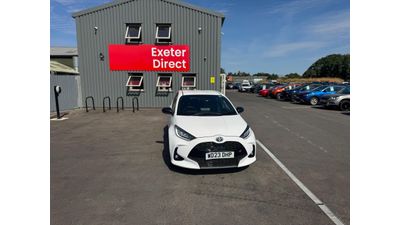 2023 TOYOTA YARIS 1.5 VVT H GR SPORT E CVT EURO 6 S S 5DR... photo
