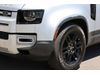 LAND ROVER Defender SE