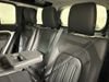 LAND ROVER Defender SE