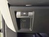 LAND ROVER Defender SE