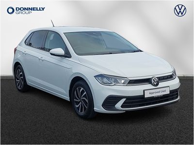 2022 VOLKSWAGEN POLO 1.0 TSI LIFE 5DR 14,990 240.09 PER MONTH MILEAGE 32,567 MILES FUEL... photo