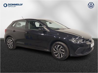 2025 VOLKSWAGEN POLO 1.0 TSI LIFE 5DR DSG 18,685 267.29 PER MONTH MILEAGE 9,990 MILES... photo