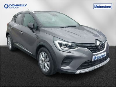 2020 RENAULT CAPTUR 1.5 DCI 95 ICONIC 5DR 9,995 180.92 PER MONTH MILEAGE 54,854 MILES... photo