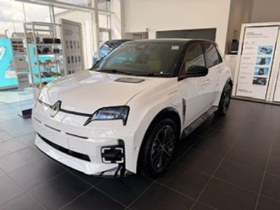 2026 RENAULT 15 MILES FUEL TYPE ELECTRIC TRANSMISSION AUTOMATIC SAVE RESERVE NOW VIEW DETAILS LOCATED... photo