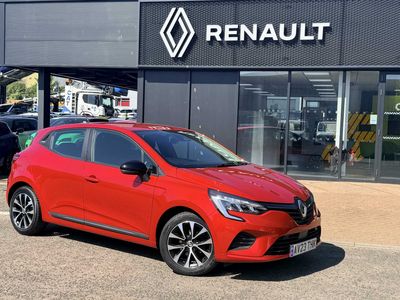 2023 RENAULT CLIO EVOLUTION TCE 90 MY26 12,950 MILEAGE 13,058 MILES FUEL TYPE PETROL TRANSMISSION... photo