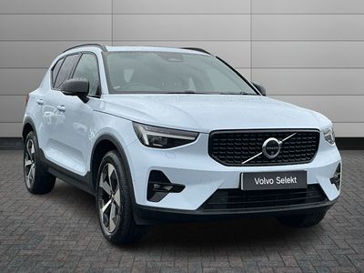 2023 Volvo XC40