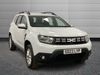 Dacia Duster listing photo