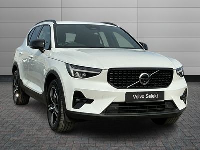 2023 Volvo XC40