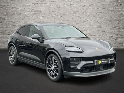 2025 Porsche Macan