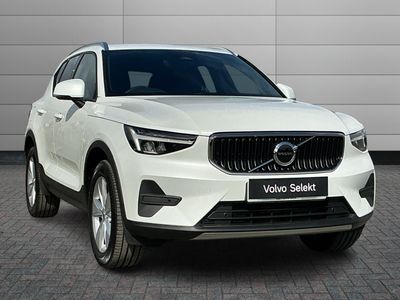 2025 Volvo XC40