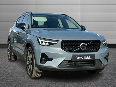 2023 Volvo XC40