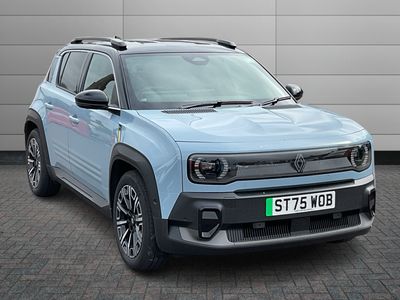 2026 RENAULT 4 110KW ICONIC 52KWH COMFORT RANGE 5DR AUTO ESTATE 24,995 286.50 PER MONTH... photo