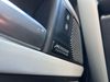 LAND ROVER Defender SE