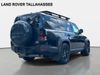 LAND ROVER Defender SE