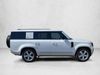 LAND ROVER Defender SE