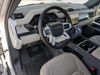 LAND ROVER Defender SE