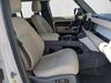LAND ROVER Defender SE