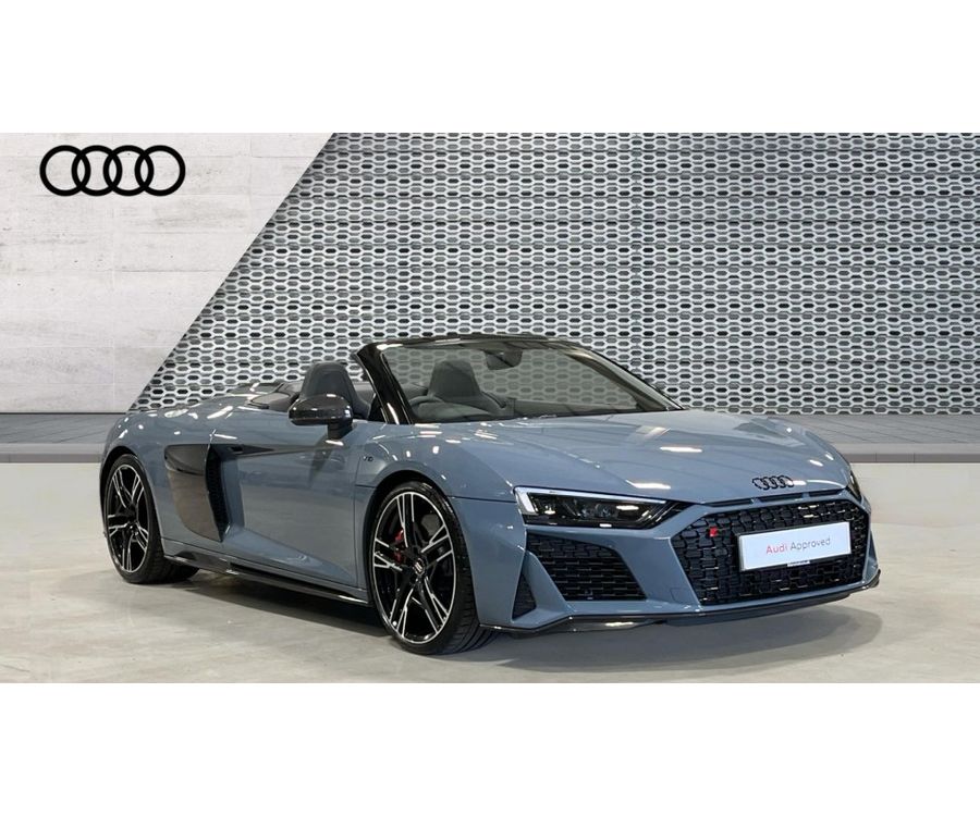 AUDI R8
