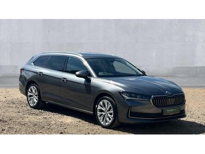 Skoda Superb listing photo