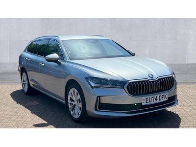 Skoda Superb listing photo