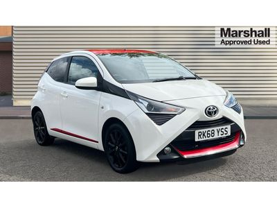 Toyota AYGO listing photo