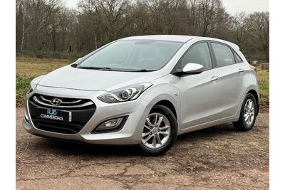 2013 HYUNDAI I30 ACTIVE 5,994 SEE MONTHLY PAYMENTS REGISTERED 2013 MILEAGE 83,500 MILES ENGINE SIZE... photo
