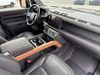 LAND ROVER Defender X-Dynamic SE