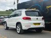Volkswagen Tiguan 2.0 TDI BlueMotion Tech R-Line DSG 4WD Euro 5 (s/s) 5dr