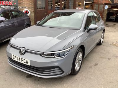 2024 VOLKSWAGEN GOLF LIFE TSI 18,995 MILEAGE 22,927 MILES FUEL TYPE PETROL TRANSMISSION MANUAL RESERVE... photo
