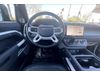 LAND ROVER Defender SE