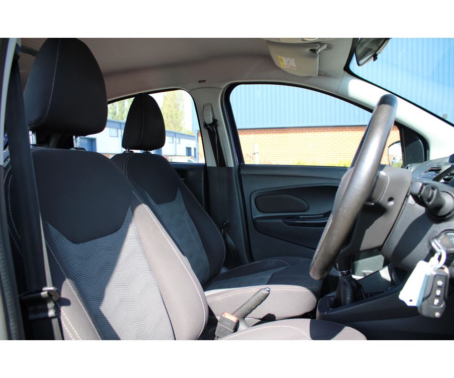 2017 FORD KA+