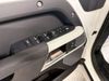 LAND ROVER Defender SE