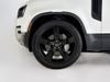 LAND ROVER Defender SE