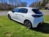 Peugeot 208 1.2 PureTech 100 Allure Premium + 5dr