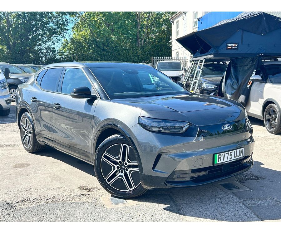 2025 FORD CAPRI
