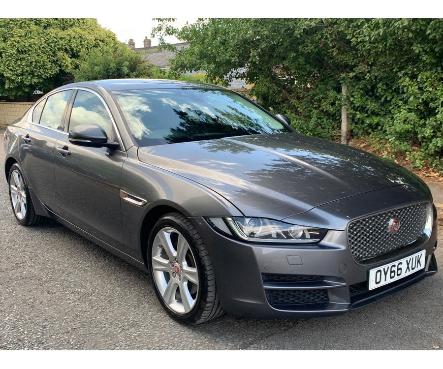 2016 JAGUAR XE