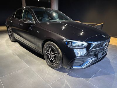 Mercedes-Benz CLASSE C  300 e AMG Line +