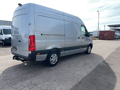 Mercedes-Benz SPRINTER FOURGON sprinter fgn 319 cdi 37 3.5t rwd SELECT