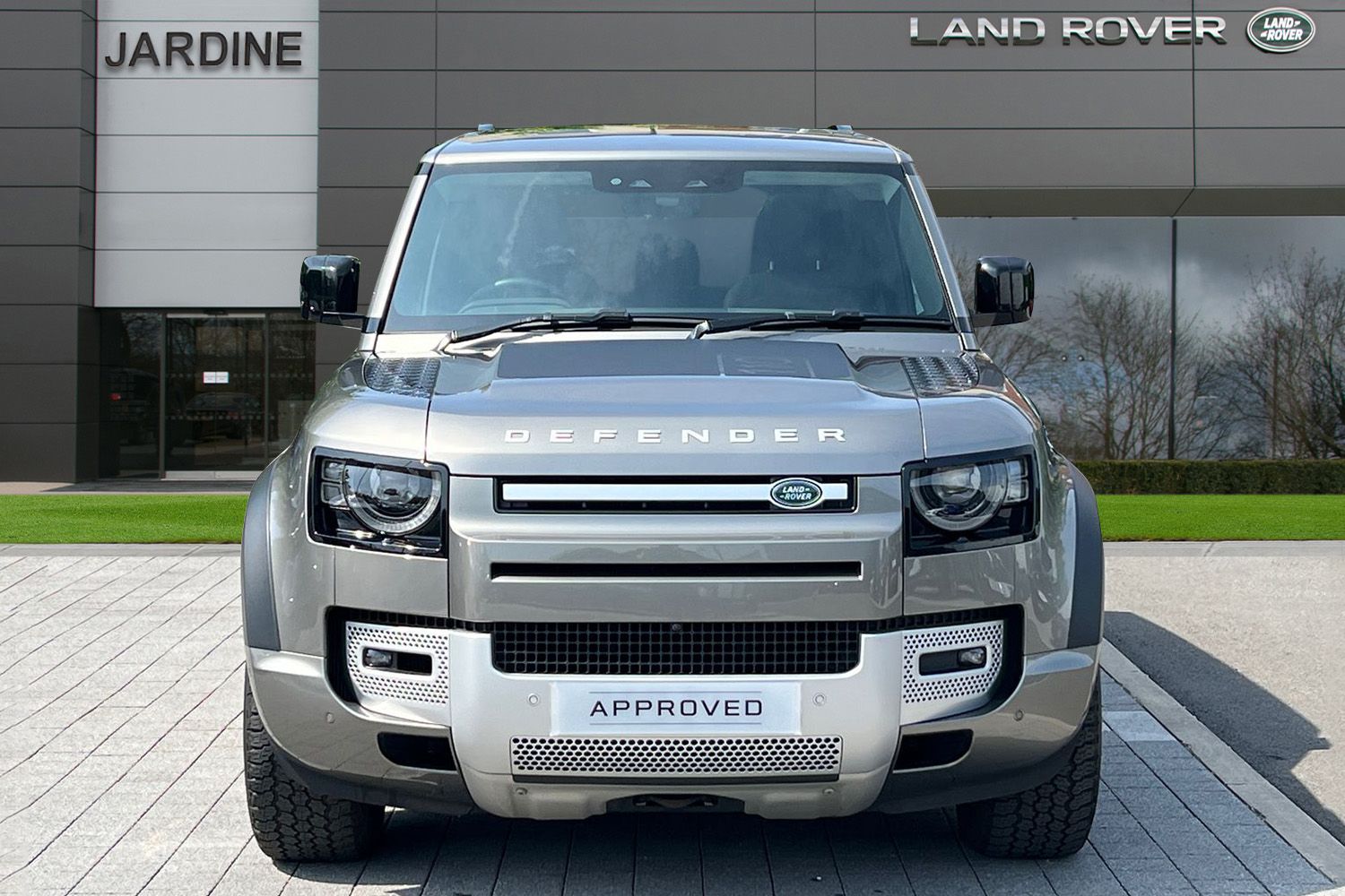 Land Rover Defender 2.0 P400e XS Edition 110 5dr Auto